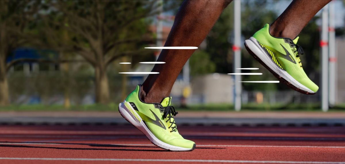 Les meilleures chaussures de running 2024 pour les pronateurs