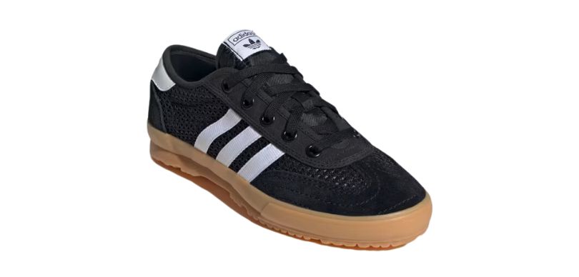 Adidas Tischtennis: Perfil