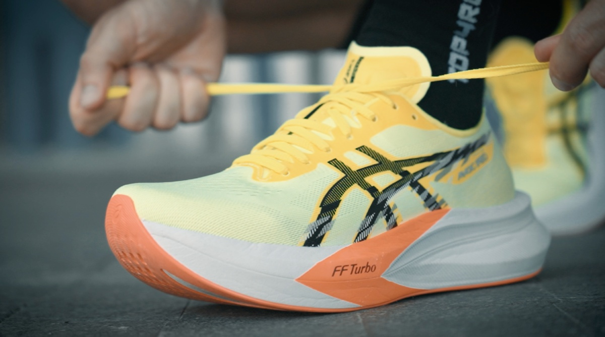 Ces 3 chaussures ASICS sont la rotation parfaite pour la préparation au marathon