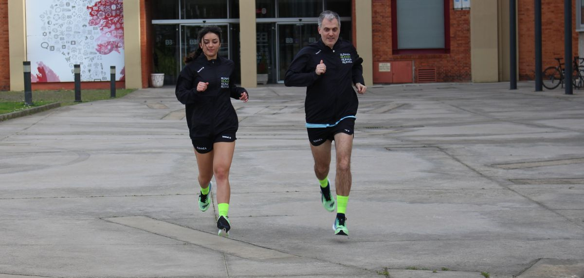 A que ritmo devo correr nas minhas sessões de treino para melhorar os meus tempos de corrida?