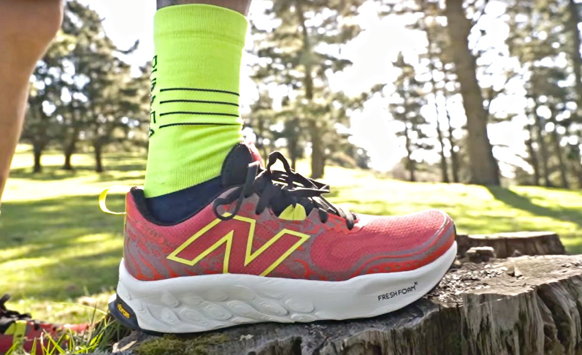 A batalha pelo sapatilha de trail sapatilha mais versátil: Hoka Speedgoat 6 vs New Balance Balance Hierro v8