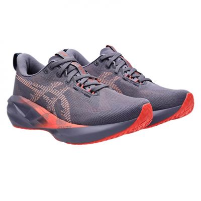 ASICS Novablast 5