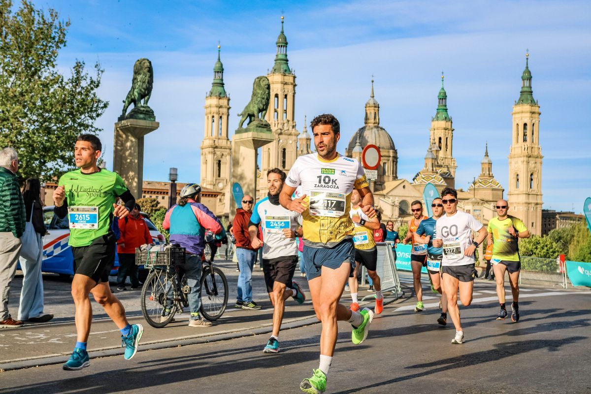 Maratón Zaragoza 2025: Corredores
