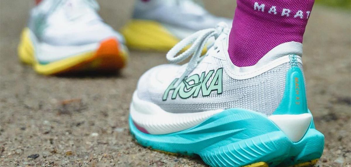 Les meilleures chaussures running HOKA 2024