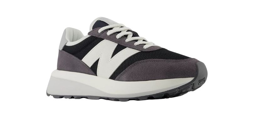 New Balance 370: Profile