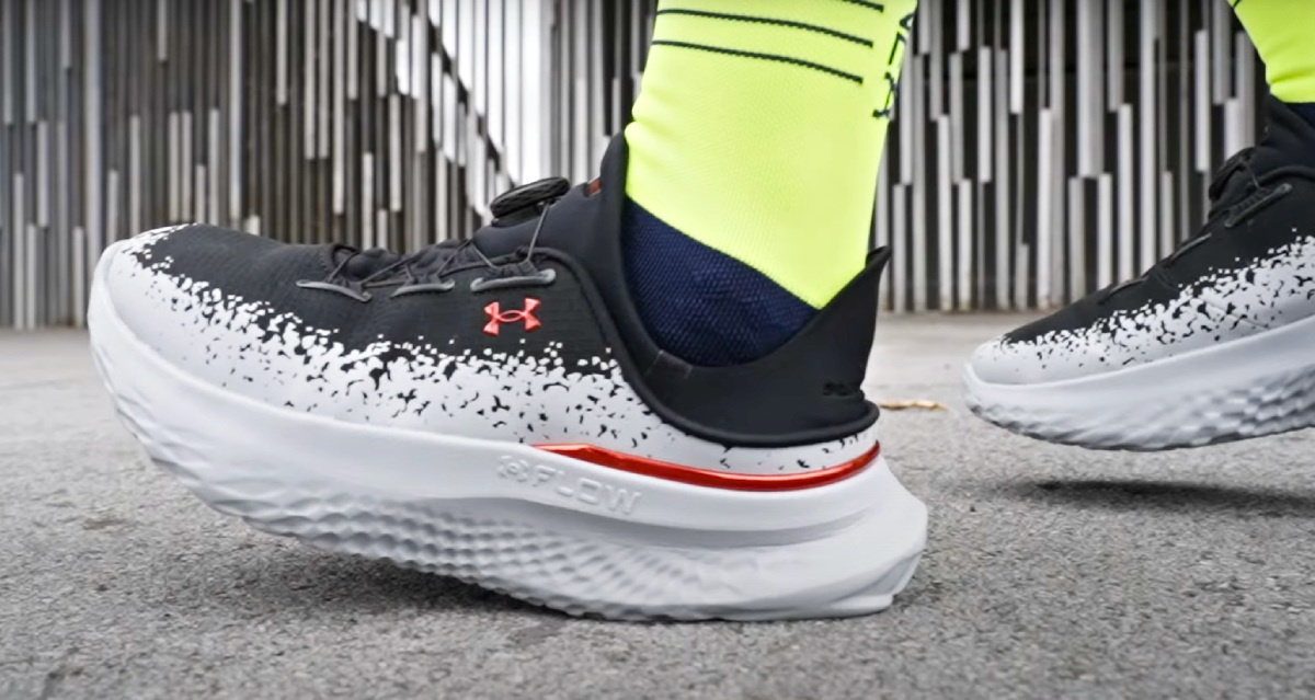 Under Armour SlipSpeed Mega Review: versatility and comfort for gym, running and lounging