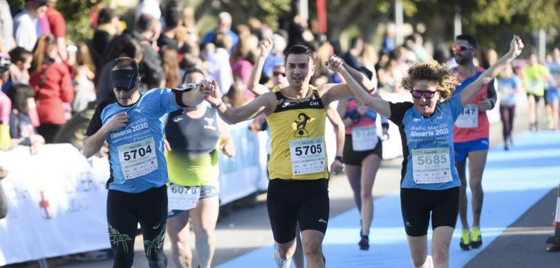 Media Maratón Almería 2025: Corredores
