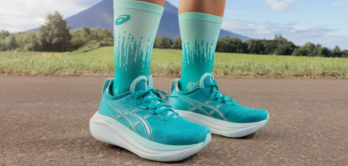 Application of advanced technologies in the ASICS Nimbus 27 and Nike Vomero 18
