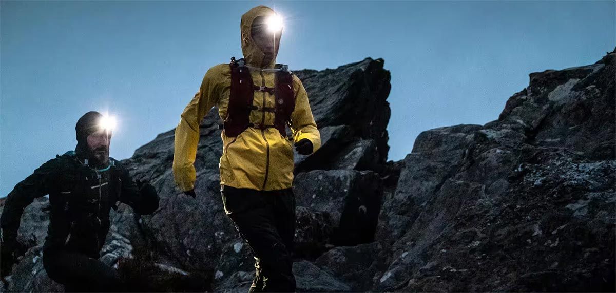 Ontrail Evadict 900 lúmenes y Kiprun belt 900, los complementos definitivos de Kiprun para tus salidas de trail running 