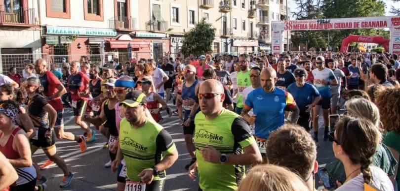 Media Maratón Granada 2025: Corredores