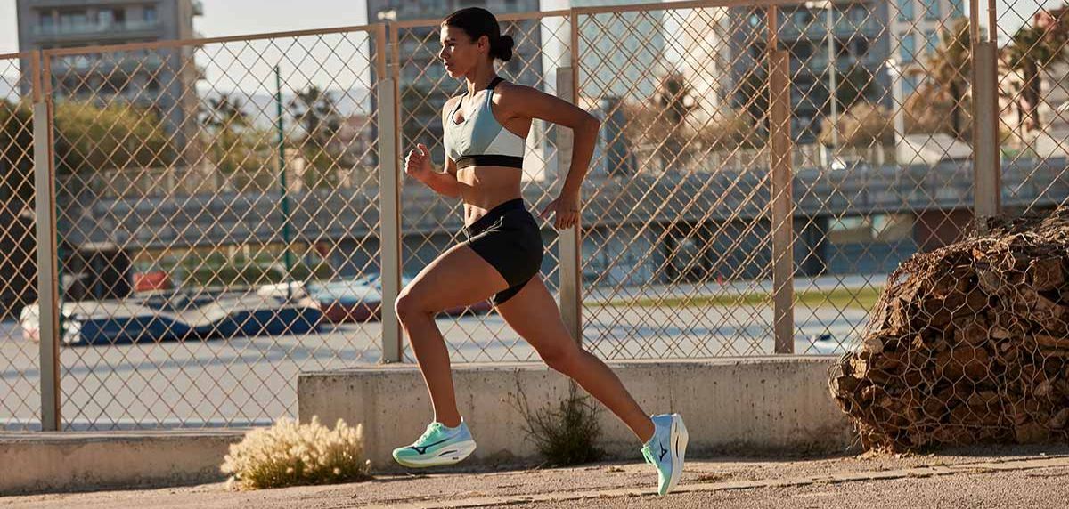 The best running shoes with carbon plate: Runner