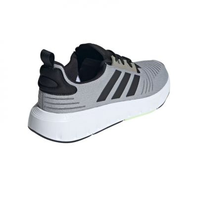 Adidas Swift Run