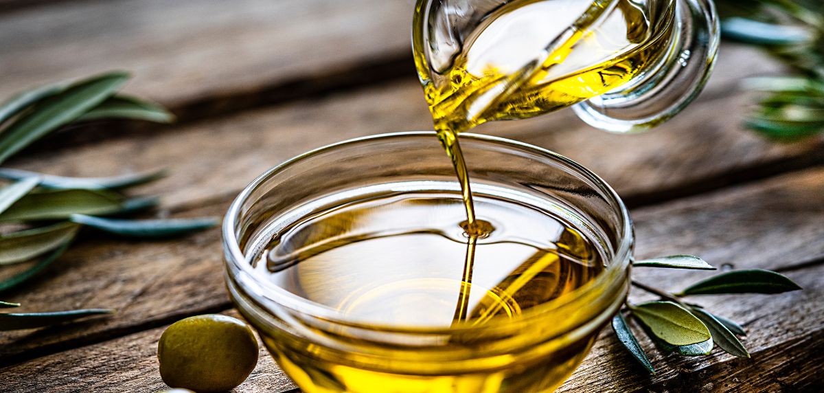 Los 10 mejores alimentos ricos en vitamina E para runners - Aceite de oliva