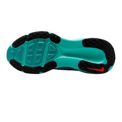 Nike Vomero 18