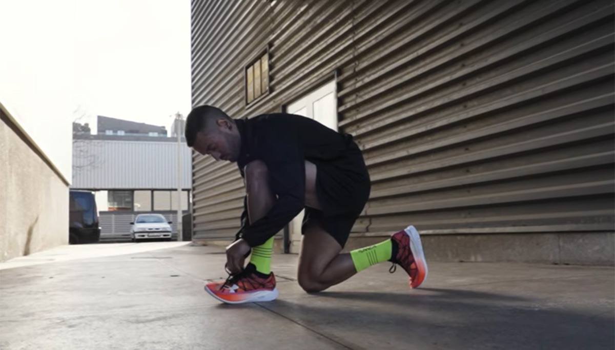 Pour quel type de coureurs sont les Under Armour Velociti Elite 2 ?