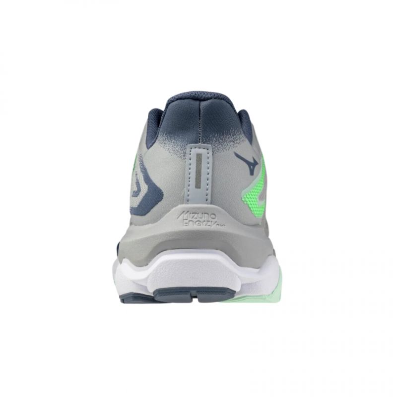 Mizuno Wave Horizon 8