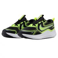 Nike Cosmic Runner