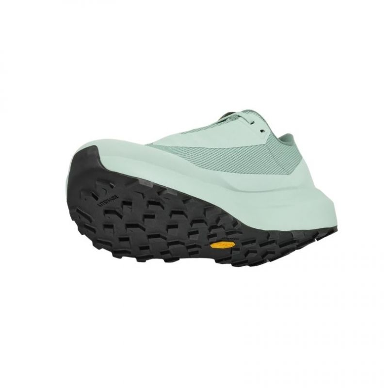 Arc Teryx Norvan LD 4 Gore-Tex