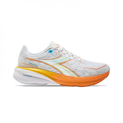  Diadora Mythos Blushield Volo 5