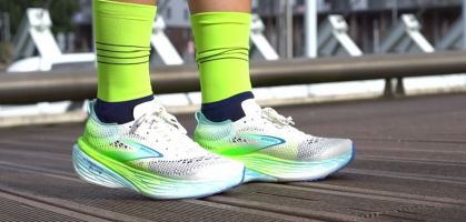 VIDEOREVIEW:  Testamos las Brooks Hyperion Elite 4 PB, y estas son las claves para que sean tus zapatillas más rápidas