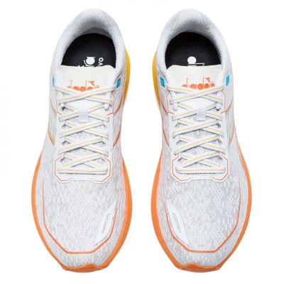 Diadora Mythos Blushield Volo 5