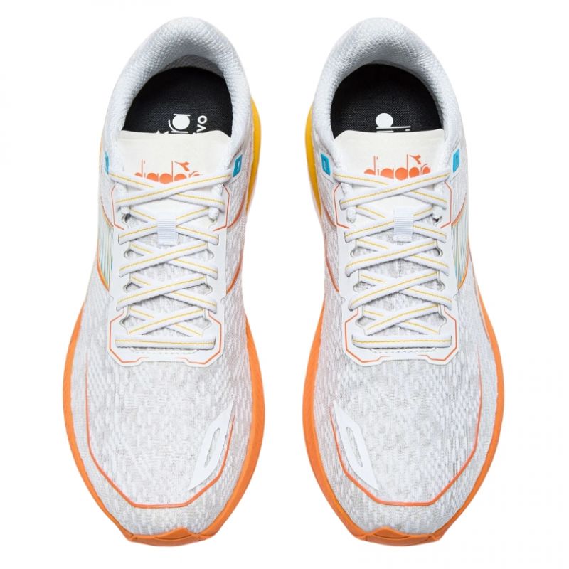 Diadora Mythos Blushield Volo 5
