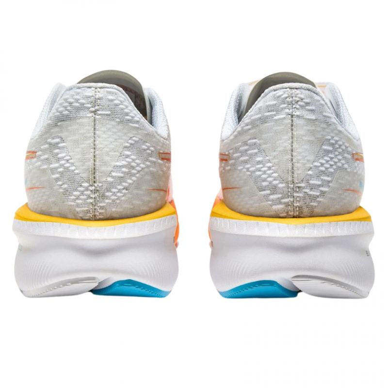 Diadora Mythos Blushield Volo 5