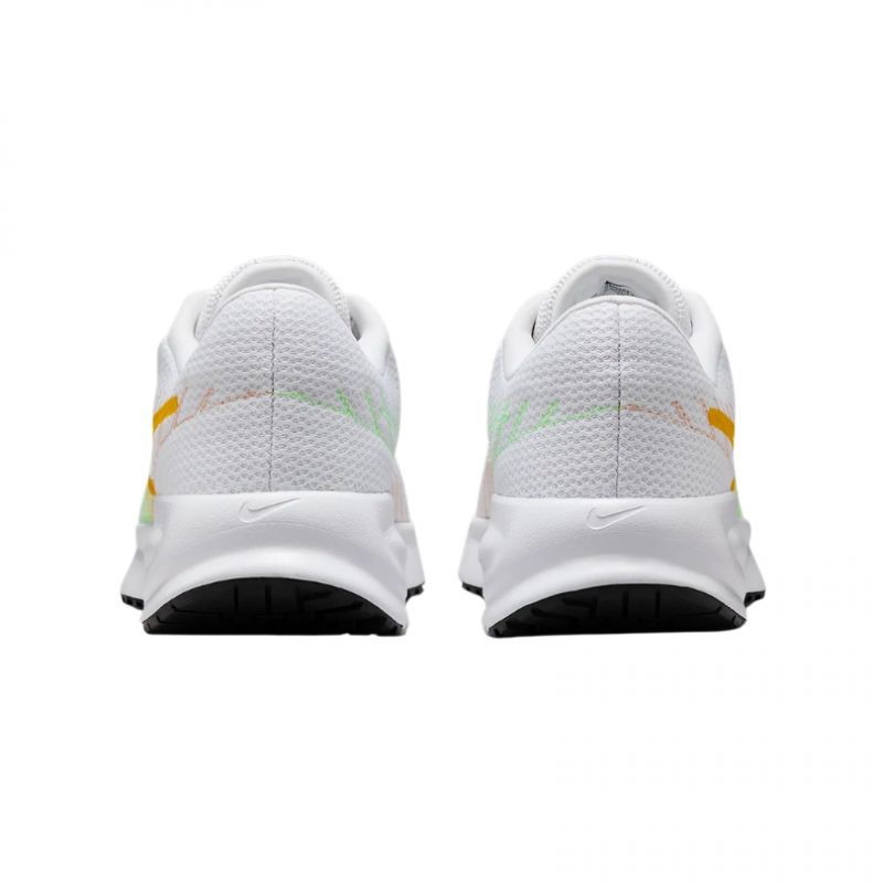 Nike Run Defy