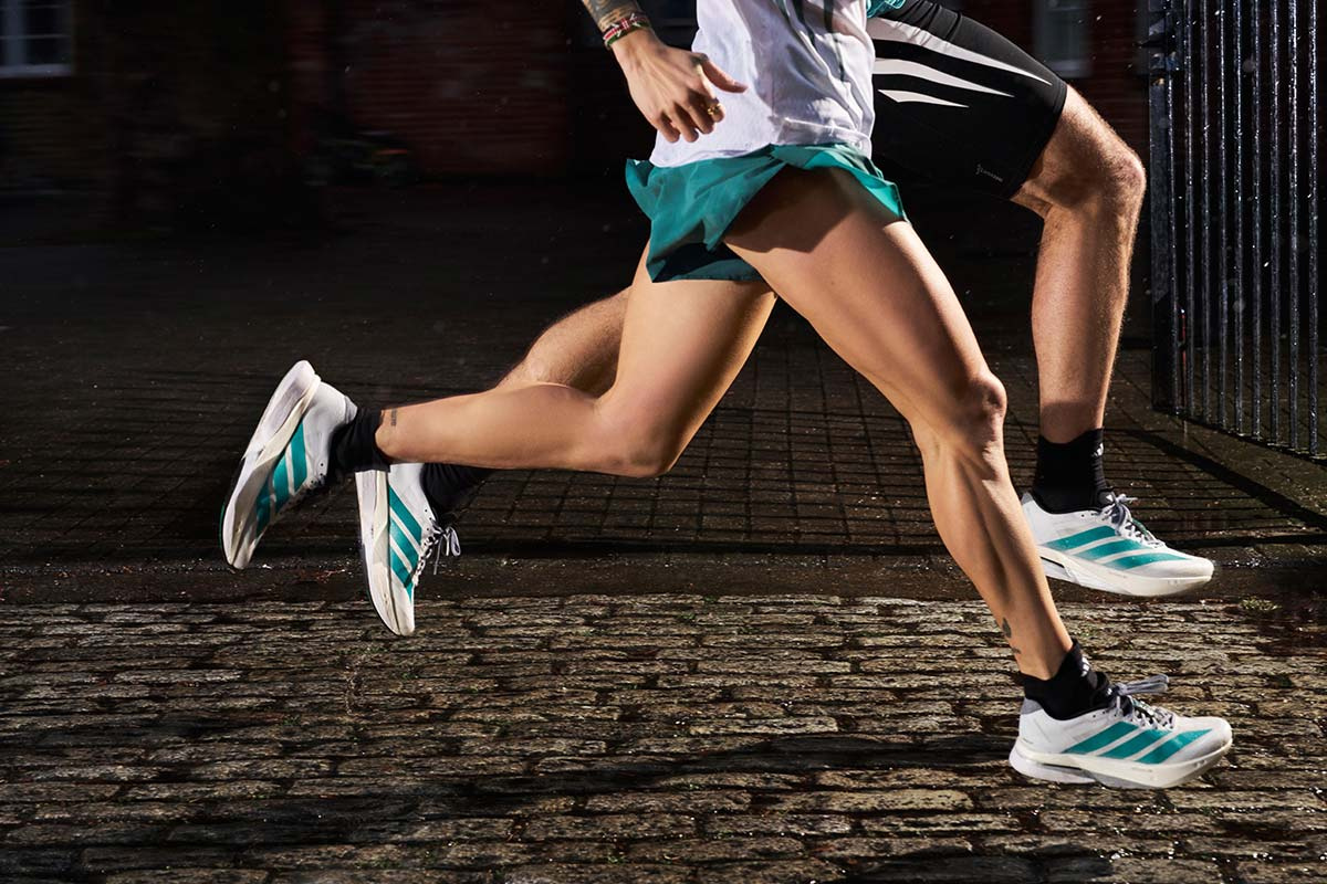 La batalla por ser la mejor zapatilla con placa para oposiciones: Puma Deviate Nitro 3 vs Adidas Adizero Boston 13