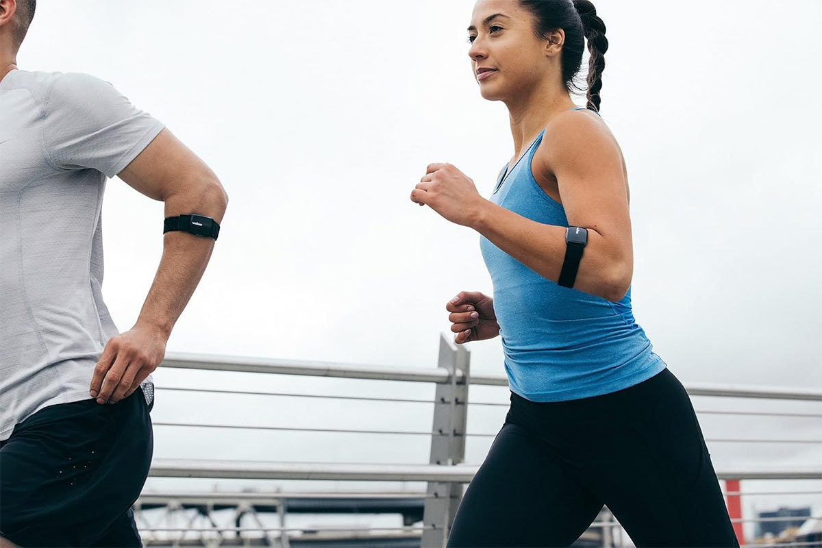 Qu'est-ce qu'un cardiofréquencemètre de bras et pourquoi de plus en plus de coureurs le préfèrent-ils ?