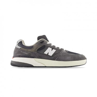  New Balance Numeric Andrew Reynolds 933