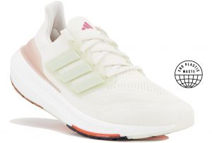 UltraBOOST Light