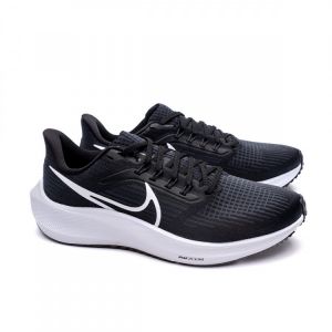 Cyber Monday Nike 2024 descuentos en zapatillas running