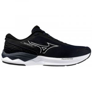 Mizuno Wave Revolt 3 