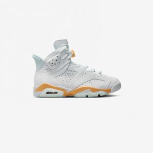 Wmns Air hare jordan 6 Retro for women in silver - Size 40.5