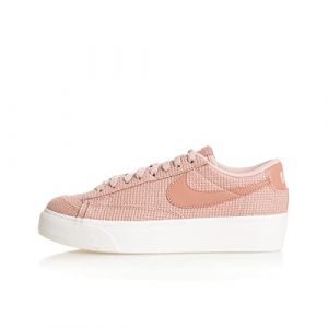 NIKE Modelo W Blazer Low Platform 600 T. 38.5