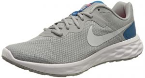 NIKE Revolution 6