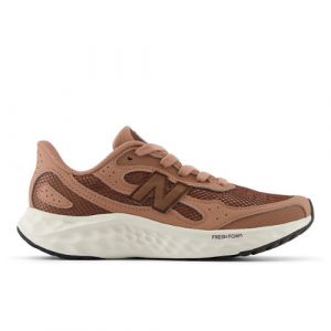 New Balance Mujer Fresh Foam ARISHI v4 TIRALUX en Marrón