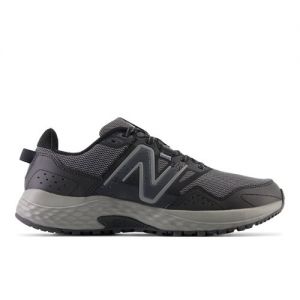 New Balance Hombre 410v8 in Negro/Gris, Synthetic, Talla 42