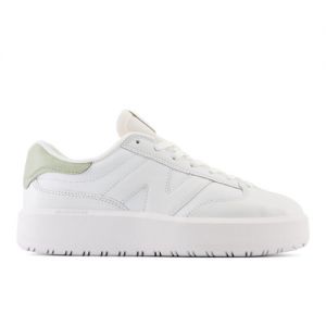 New Balance Hombre CT302 in Blanca/Verde, Leather, Talla 44